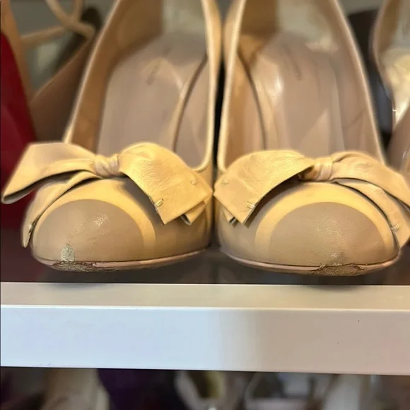 Bottega Veneta Women's nude Bow Pumps